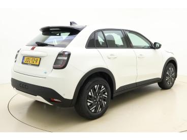 SPOTICAR Fiat 600 E Red 54 Kwh | Navigatie Via Carplay | 3-fase Lade Tweedehands - Suv Elektrisch Wit - Sneek - 1200284315_2