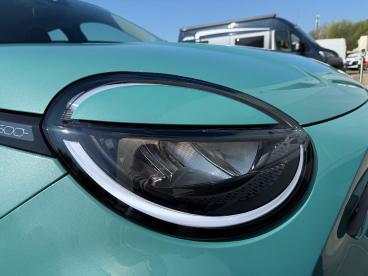 SPOTICAR Fiat 600 1.2 Hybrid Urban | Achteruitrijcamera | Cruise Con Tweedehands - Suv Benzine Blauw - Velp - 1200285077_3