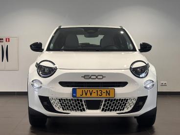 SPOTICAR Fiat 600 Urban 1.2 Hybrid 145pk E-dcs6 | 8 Jaar Garantie! | Tweedehands - Suv Hybride Wit - Dordrecht - 1200287467_2