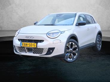 SPOTICAR Fiat 600 1.2 Hybrid La Prima | Lederen Bekleding | Navigati Tweedehands - Suv Hybride Grijs - De Meern - 1200289423_1