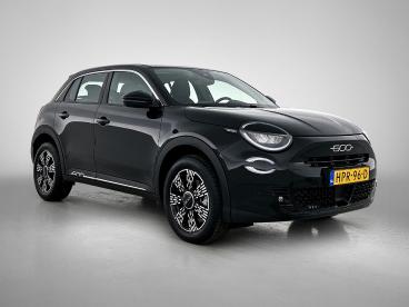 SPOTICAR Fiat 600 1.2 Hybrid Urban 110pk Automaat | Navigatie | Stoe Tweedehands - Suv Hybride Zwart - Den Bosch - 1200290594_2