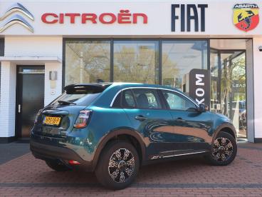 SPOTICAR Fiat 600 Hybrid Turbo Charged 110pk Automaat Urban, Rijklaa Tweedehands - Suv Hybride Blauw - Ommen - 1200292742_4