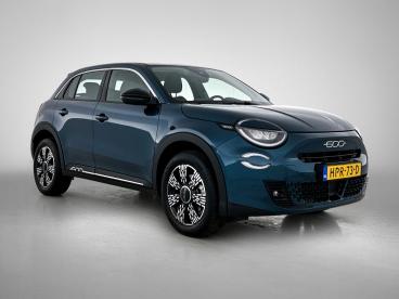 SPOTICAR Fiat 600 1.2 Urban 110pk Automaat | Stoelverwarming | Navig Tweedehands - Suv Benzine Blauw - Eindhoven - 1200293496_2