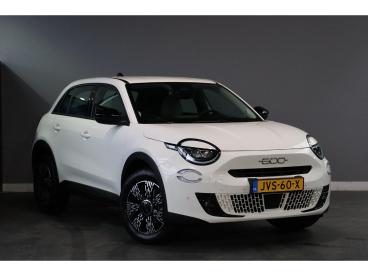 SPOTICAR Fiat 600 1.2 Hybrid Icon / Navigatie / Carplay / Camera / L Tweedehands - Suv Hybride Wit - Huizen - 1200293597_2