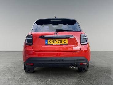 SPOTICAR Fiat 600 Sport 1.2 Hybrid 145pk | Alcantara | Elektr. Stoel Tweedehands - Suv Hybride Oranje - Dordrecht - 1200293621_3