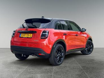 SPOTICAR Fiat 600 Sport 1.2 Hybrid 145pk | Alcantara | Elektr. Stoel Tweedehands - Suv Hybride Oranje - Dordrecht - 1200293621_4