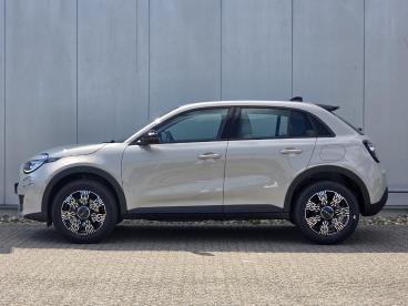SPOTICAR Fiat 600 110pk Hybrid Icon Automaat | Navigatie | Parkeerca Tweedehands - Suv Benzine Beige - Zutphen - 1200293696_3