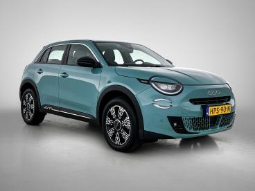SPOTICAR Fiat 600 1.2 110pk Urban Automaat | Stoelverwarming | Navig Tweedehands - Suv Hybride Blauw - Den Bosch - 1200294366_2