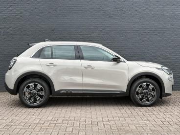 SPOTICAR Fiat 600 1.2 Hybrid Urban | 1e Eigenaar | Stoelverwarming | Tweedehands - Suv Hybride Grijs - Hengelo - 1200295417_4