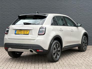 SPOTICAR Fiat 600 1.2 Hybrid Urban | 1e Eigenaar | Stoelverwarming | Tweedehands - Suv Hybride Grijs - Hengelo - 1200295417_5