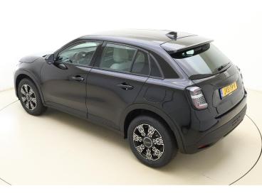 SPOTICAR Fiat 600 1.2 Hybrid Urban | €7.000,- Demo Voordeel! | 145 P Tweedehands - Suv Hybride Zwart - Leeuwarden - 1200295746_4