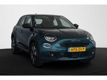 SPOTICAR Fiat 600 1.2 Hybrid Urban Stoelverwarming Achteruitrijcamer Tweedehands - Suv Benzine Blauw - Amsterdam - 1200296975_2
