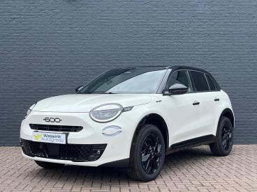 SPOTICAR Fiat 600 1.2 Hybrid Sport | Automaat | Sportieve Uitvoering Tweedehands - Suv Hybride Wit - Hengelo - 1200297277_1