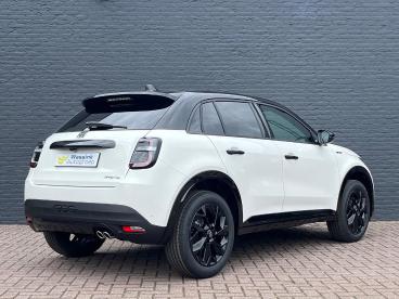 SPOTICAR Fiat 600 1.2 Hybrid Sport | Automaat | Sportieve Uitvoering Tweedehands - Suv Hybride Wit - Hengelo - 1200297277_5