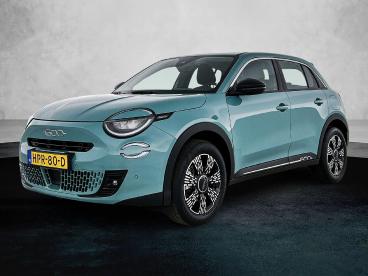 SPOTICAR Fiat 600 1.2 110pk Hybrid Urban Automaat | Apple Carplay/an Tweedehands - Suv Hybride Blauw - Eindhoven - 1200297493_1