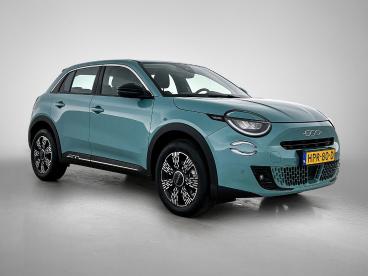 SPOTICAR Fiat 600 1.2 110pk Hybrid Urban Automaat | Apple Carplay/an Tweedehands - Suv Hybride Blauw - Eindhoven - 1200297493_2
