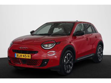 SPOTICAR Fiat 600 1.2 Hybrid La Prima Stoelverwarming Massage Achter Tweedehands - Suv Benzine Rood - Huizen - 1200297648_1