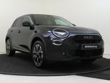 SPOTICAR Fiat 600 1.2 Hybrid La Prima | Stoelverwarming | Elek. Acht Tweedehands - Suv Hybride Zwart - Bergschenhoek - 1200298196_3