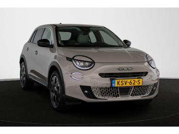 SPOTICAR Fiat 600 1.2 Hybrid La Prima Leder Stoelverwarming Massage Tweedehands - Suv Benzine Grijs - Almere - 1200300262_2