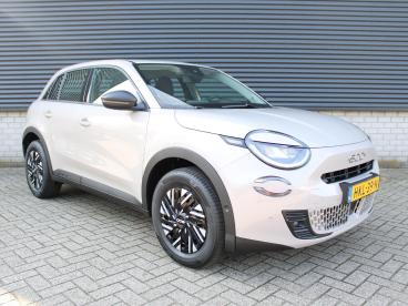 SPOTICAR Fiat 600 Urban Hybrid Turbo Charged 100pk Automaat I Camera Tweedehands - Suv Hybride Grijs - Venlo - 1200301690_4