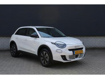 SPOTICAR Fiat 600 1.2 Hybrid Sport Tweedehands - Suv Hybride Wit - Venlo - 1200302161_4