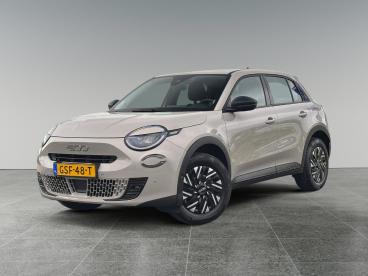 SPOTICAR Fiat 600 Urban 1.2 Hybrid 110pk E-dsc6 | Camera | Afn. Trek Tweedehands - Suv Hybride Grijs - Dordrecht - 1200302571_1