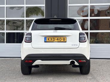 SPOTICAR Fiat 600 1.2 Hybrid 110pk Urban Automaat | Airco | Applecar Tweedehands - Suv Benzine Wit - Baarn - 1200303157_5