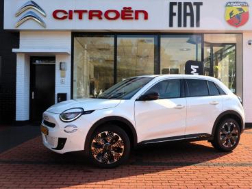 SPOTICAR Fiat 600 1.2 Hybrid Turbo Charged 145pk Automaat La Prima, Tweedehands - Hatchback Benzine Wit - Ommen - 1200303525_1