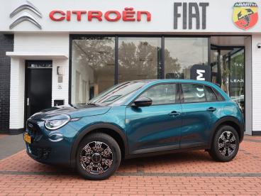 SPOTICAR Fiat 600 1.2 Hybrid Turbo Charged 145pk Automaat Icon, Rijk Tweedehands - Hatchback Benzine Blauw - Ommen - 1200303586_1
