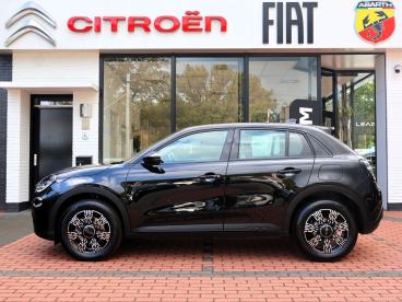 SPOTICAR Fiat 600 1.2 Hybrid Turbo Charged 145pk Automaat Icon, Rijk Tweedehands - Hatchback Benzine Zwart - Ommen - 1200303587_2