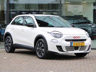 SPOTICAR Fiat 600 600e Red 54 Kwh | Apple Carplay / Climate / Cruise Tweedehands - Suv Elektrisch Wit - Tiel - 1200273304_1