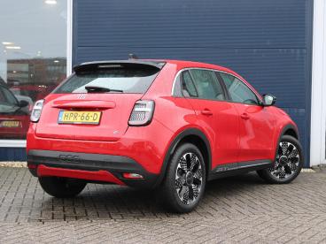 SPOTICAR Fiat 600 600e Urban 54 Kwh 407 Km Wltp | Camera | Soh 100% | App Tweedehands - Suv Elektrisch Rood - Nijkerk - 1200287506_3