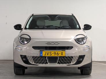 SPOTICAR Fiat 600 600e La Prima Ev 54kwh 156pk | Camera | Stoelverw. | Na Tweedehands - Suv Elektrisch Grijs - Sliedrecht - 1200295201_2