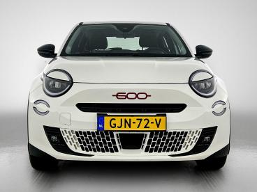 SPOTICAR Fiat 600 600e Red 54 Kwh 156pk Automaat | Accu 97% | Applecarpla Tweedehands - Suv Elektrisch Wit - Baarn - 1200295247_2