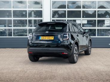 SPOTICAR Fiat 600 600e La Prima 54 Kwh | Pack Winter Tweedehands - Suv Elektrisch Zwart - Waddinxveen - 1200298507_5