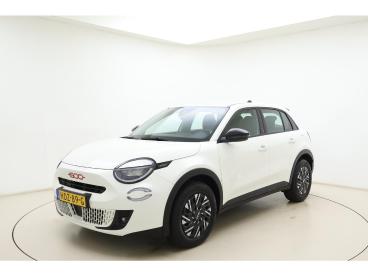 SPOTICAR Fiat 600 600e Red 54 Kwh | 100% Elektrisch | Apple Carplay & And Tweedehands - Suv Elektrisch Wit - Drachten - 1200303345_1