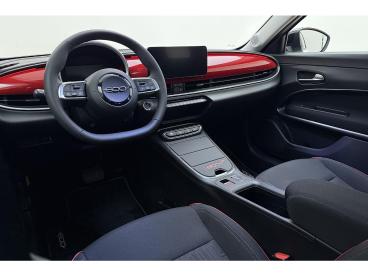 SPOTICAR Fiat 600 600e Red 54 Kwh | 100% Elektrisch | Apple Carplay & And Tweedehands - Suv Elektrisch Wit - Drachten - 1200303345_3