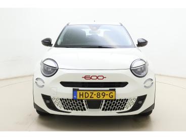 SPOTICAR Fiat 600 600e Red 54 Kwh | 100% Elektrisch | Apple Carplay & And Tweedehands - Suv Elektrisch Wit - Drachten - 1200303345_4