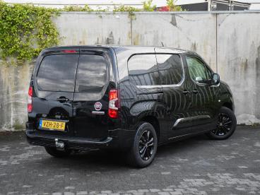 SPOTICAR Fiat Doblo E-doblo L2 50kwh 136pk Automaat Trekhaak | Navi | Cruise | Tweedehands - Bedrijfswagen Elektrisch Zwart - Heerlen - 1200275744_5