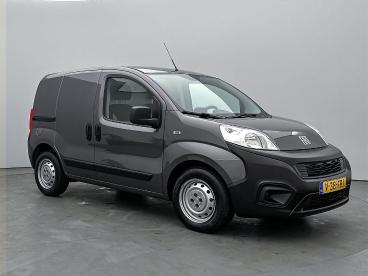 SPOTICAR Fiat Fiorino 1.3 Mj 80pk | Apple Carplay/android Auto | Parkeer Tweedehands - Bedrijfswagen Diesel Grijs - Baarn - 1200273358_2