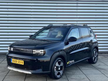 SPOTICAR Fiat Grande Panda La Prima 11 Kw 44 Kwh Navigatie | Camera | Climate Tweedehands - Suv Elektrisch Zwart - Velp - 1200286381_1