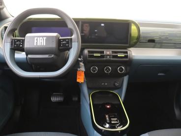 SPOTICAR Fiat Grande Panda 1.2 Hybrid Icon 110pk | Carplay | Airco | Cruise C Tweedehands - Suv Hybride Zwart - Den Haag - 1200291534_5