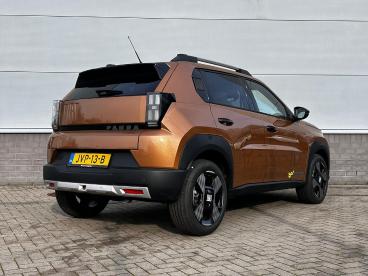 SPOTICAR Fiat Grande Panda Hybrid 100pk Edct6 La Prima | Stoel- En Stuurverwa Tweedehands - Hatchback Hybride Bruin - Doetinchem - 1200292013_4