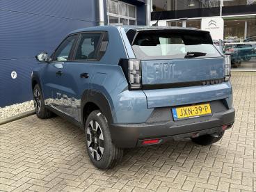 SPOTICAR Fiat Grande Panda 1.2 Hybrid 100pk Edct6 Icon | Pack Tech | Apple Ca Tweedehands - Hatchback Hybride Blauw - Nijmegen - 1200292135_4