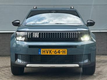 SPOTICAR Fiat Grande Panda Hybrid 100 Pk Automaat Icon | Style Pack | Pixel L Tweedehands - Hatchback Hybride Blauw - Doetinchem - 1200293243_2