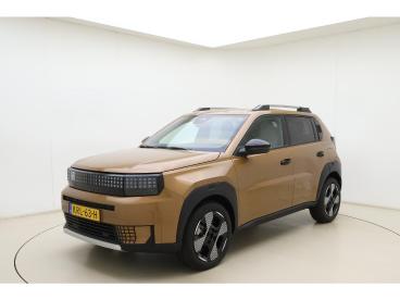 SPOTICAR Fiat Grande Panda La Prima 11 Kw 44 Kwh | Demo | 8 Jaar Garantie | N Tweedehands - Suv Elektrisch Bruin - Leeuwarden - 1200300140_1