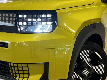 SPOTICAR Fiat Panda Grande La Prima Ev 44kwh 113pk | Verw. Voorruit | Tweedehands -  Elektrisch Geel - Sliedrecht - 1200281391_2