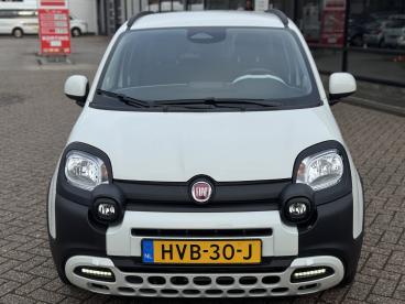 SPOTICAR Fiat Panda 70pk Hybrid Panda Airco|parkeersensoren|carplay Na Tweedehands -  Hybride Wit - Den Helder - 1200282758_2