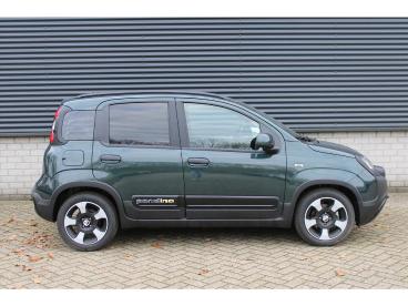SPOTICAR Fiat Panda Pandina Hybrid 70pk I Airconditioning I Cruise Con Tweedehands -  Hybride Groen - Venlo - 1200292330_5