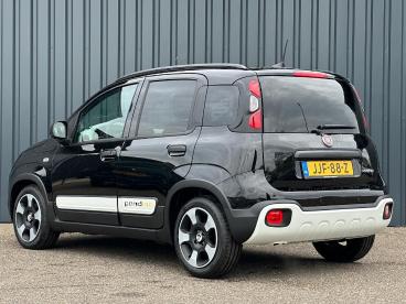 SPOTICAR Fiat Panda 1.0 Hybrid Pandina | Cruise Control | Airco | Appl Tweedehands -  Benzine Zwart - Ruurlo - 1200292957_3
